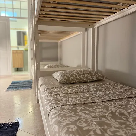 Coast Hostel *
