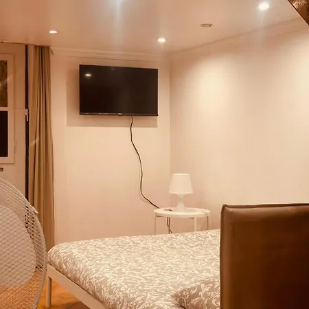 Coast Hostel
