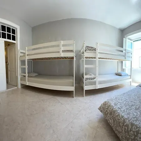 Coast Hostel *